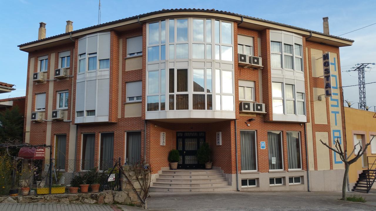 Hostal Arpa Ávila Zewnętrze zdjęcie